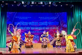 Vietnam marks 15th anniversary of Stage Day with art program in Gia Lai