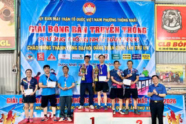 More than 100 players participate in the 2026 Thong Nhat Ward Traditional Table Tennis Tournament.
