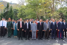 Leaders solemnly offered flowers and incense at the Zone 10 Historical Site.
