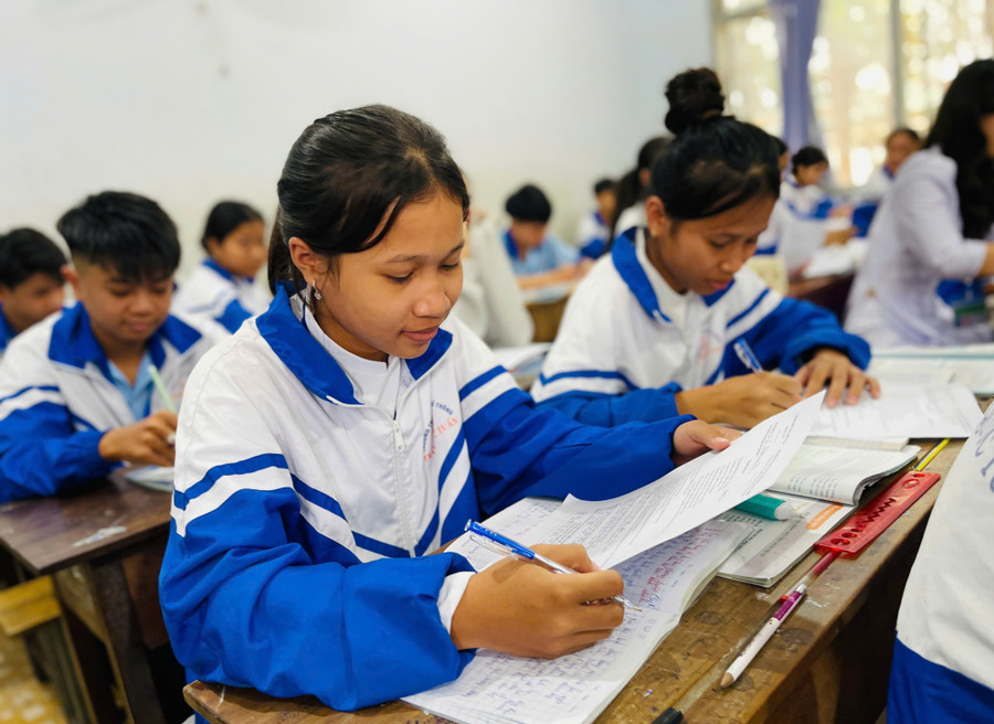 A unified national textbook set will help students learn in a more equitable environment. Photo: T.D gen-h-z7020899824902-68695d01d1e8ea18132f52baa29853b5.jpg