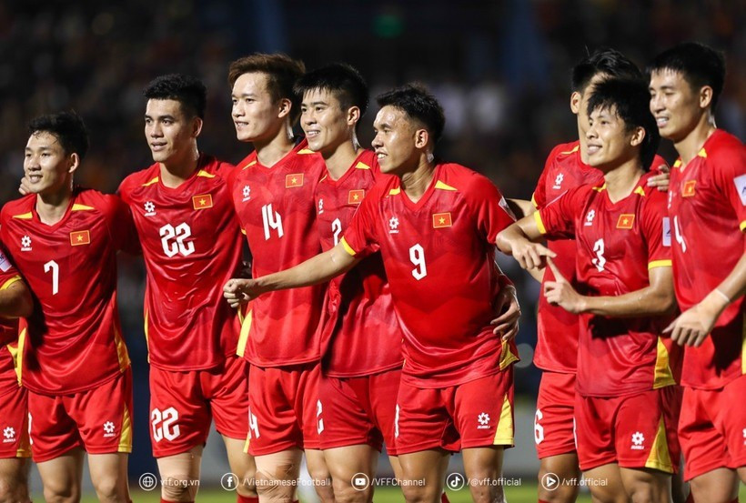 The national men’s football team fall one place to 114th in the latest FIFA rankings for September 2025, despite not playing any international matches during the recent FIFA Days. Photo: vff.org.vn doi-tuyen-viet-nam-fifa.jpg
