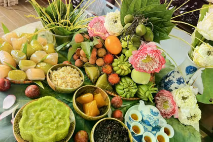 Distinct Regional Flavors on the Tết Đoan Ngọ Offering Table