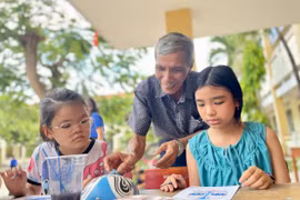 Instilling a Love for Traditional Culture in Children Through Experiential Activities