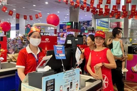 Co.opmart Quy Nhon offers discounts for Trade Union members