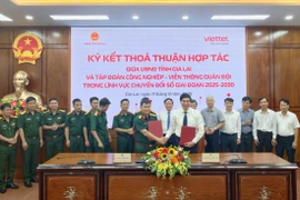 The People's Committee of Gia Lai Province and Viettel have signed a cooperation agreement on digital transformation.