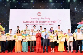 Vietnam Fatherland Front Committee of the province honors 276 outstanding individuals for the 2020-2025 period