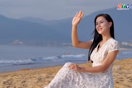 Crescent moon beach in the heart of Quy Nhon