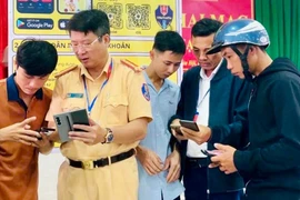 VNeTraffic: A Versatile Multi-Utility Application