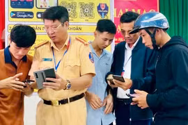 VNeTraffic: A Versatile Multi-Utility Application