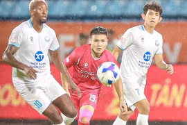 CAHN FC Heats Up V-League Title Race as Nam Dinh Falls Behind Due to Overload