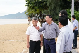 At a working session on November 1, Pham Anh Tuan, Deputy Secretary of the Provincial Party Committee and Chairman of the Provincial People's Committee, called on local wards and communes to elevate the Quy Nhon tourism brand on the world tourism map.