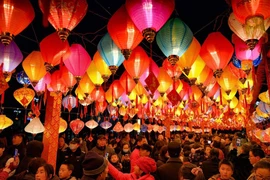 Exploring the Most Famous Lantern Festivals in Asia