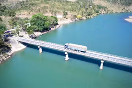 Gia Lai approves $7.8m Đăk Pơ Kơ Bridge project to restore vital transport, support trade.