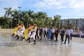 Gia Lai province’s leaders pay tribute to President Ho Chi Minh and war martyrs