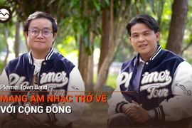 <p>(GLO) – From Diên Hồng Park to large-scale community music nights, Pleimer Town is crafting a unique narrative for young people through music. In “Người Gia Lai kể chuyện” (Gia Lai People Tell Their Stories), they share heartfelt reflections on their journey of nurturing passion and sowing seeds of emotion to connect those who love Gia Lai.</p>