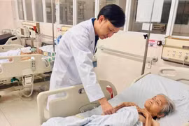 95-year-old Vietnamese patient survives rare gallbladder torsion and necrosis