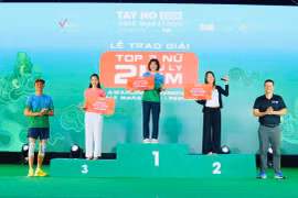 Phạm Thị Hồng Lệ finished second in the 21 km race at the Tay Ho Half Marathon 2026.