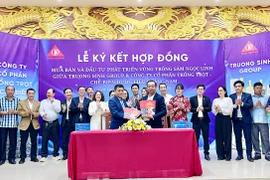 Signing of Cooperation Agreement to Develop the Ngoc Linh Ginseng Value Chain.