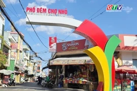 Preparations Completed for the Opening of Cho Nho Night Street