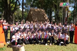 Classrooms without walls: Learning from the names of streets