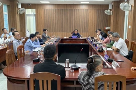 Chairman of the Provincial People's Committee Pham Anh Tuan holds a dialogue to address citizens' petitions.