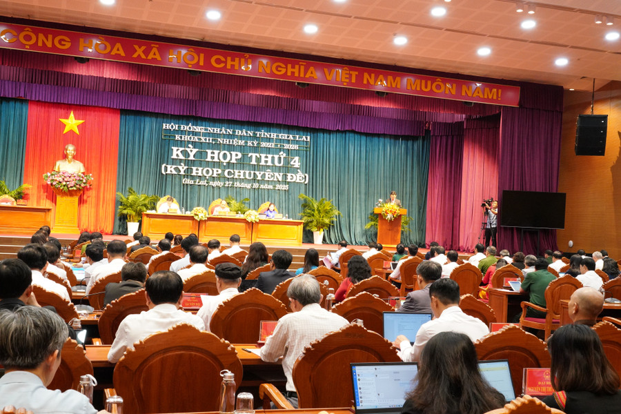 An overview of the session. Photo: N.H. a3.jpg