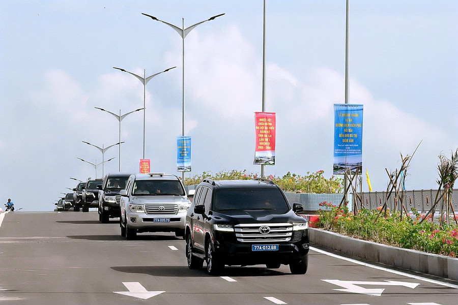 Gia Lai province identifies breakthroughs in transport infrastructure as key to economic development. z7064965147572-97021dbc5d08d900f6172db91f7d3e34.jpg