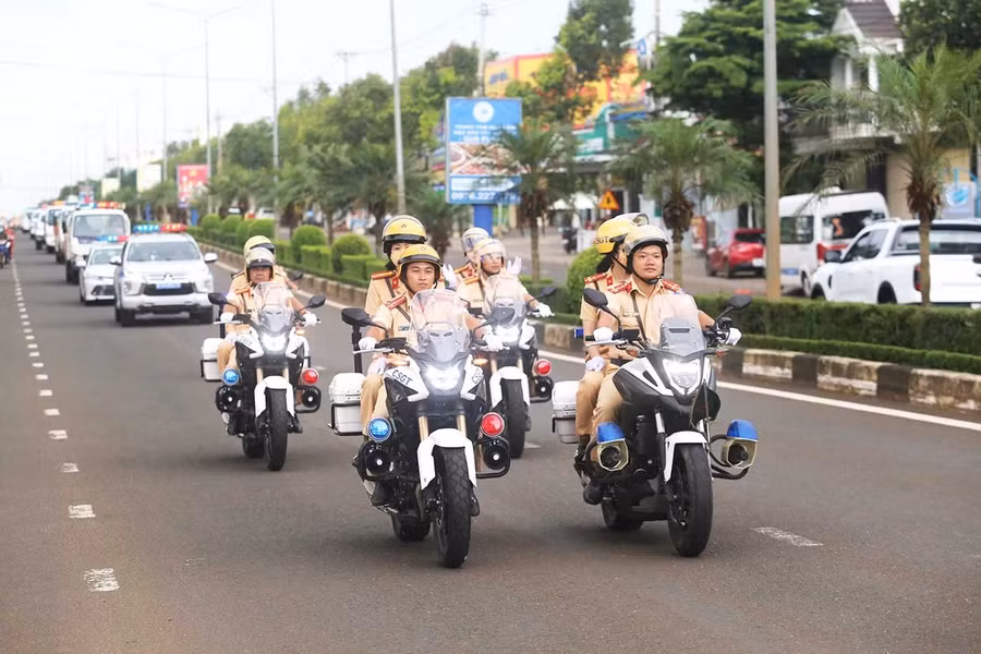 The Traffic Police Division (Provincial Police) launches a campaign to ensure traffic safety during the Bính Ngọ Lunar New Year 2026.
