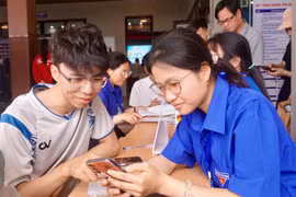 Universities, colleges in Gia Lai roll out support for freshmen