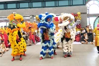 Lion dance performance at the event welcoming the Mid-Autumn Festival 2025.