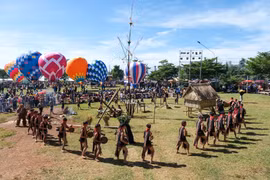 Gia Lai hosts 2025 Chư Đang Ya wild sunflower and volcano festival 
