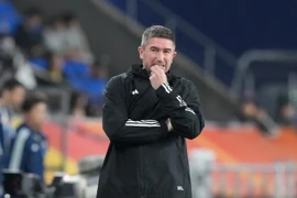 World media surprised after Vietnam club appoint former Liverpool star Harry Kewell as head coach