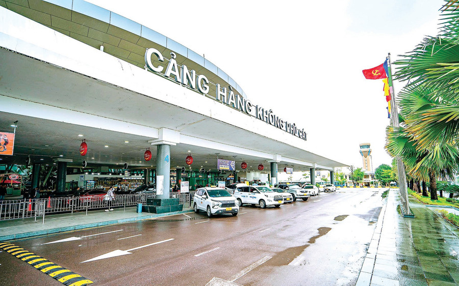 On August 19, Phu Cat Airport began construction of its second runway, increasing capacity for larger aircraft. Photo: Dung Nhan 22-3.jpg
