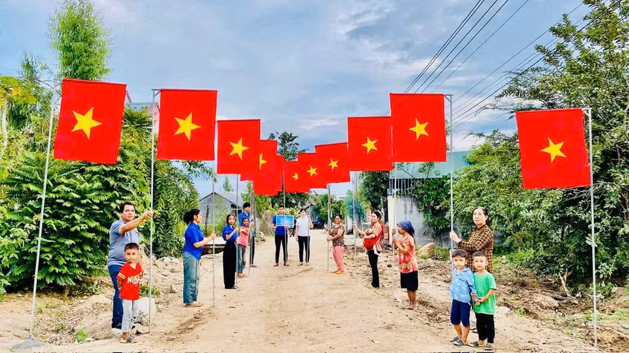 chi-doan-thanh-nien-thon-tan-diep-xa-chu-a-thai-ra-mat-duong-co-to-quoc-nhan-ngay-quoc-khanh-anh-vu-chi.jpg
