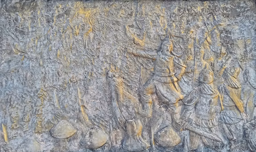 phu-dieu-mat-truoc-be-tuong-tai-hien-tran-bach-dang-giangjpg.jpg