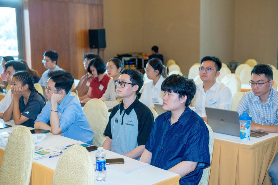 VSOB serves as a prestigious forum for building research capacity among students, doctoral candidates and young scientists. Photo: A.N 12.jpg