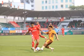Hoang Anh Gia Lai suffered a home defeat against Ho Chi Minh City Police at Pleiku Stadium.