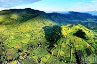 The beauty of Chu Dang Ya volcano attracts many visitors.