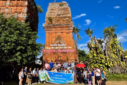 Hundreds of Domestic and International Enterprises Survey Tourism Products in Gia Lai