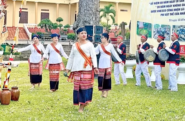 ngay-hoi-van-hoa-dan-toc-cham-lan-thu-vi-dien-ra-tu-ngay-26-den-28-6-tai-khanh-hoa.jpg