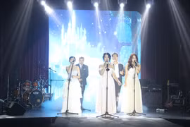 HV Music Club of Hung Vuong High School for the Gifted organizes "Thăng" minishow