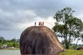 Beauty of Xê Đăng Village amidst Bien Ho's tea fields