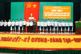 Gia Lai honors 202 students admitted to military academies in 2025