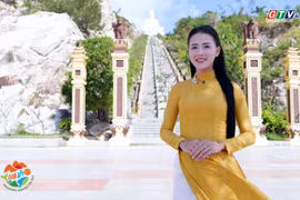 Giant Buddha Statue at Ong Nui Pagoda