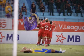 Will boss Hiển step in as Hanoi FC faces major Changes?