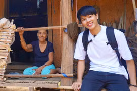 Young People Passionate About Travel Spread Positive Energy