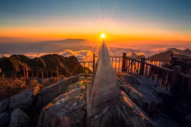 Vietnam Captivates International Tourists
