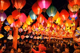 Exploring the Most Famous Lantern Festivals in Asia