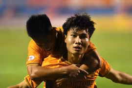HAGL and Relegation Battle Teams Ignite, Making V-League More Exciting Than Ever