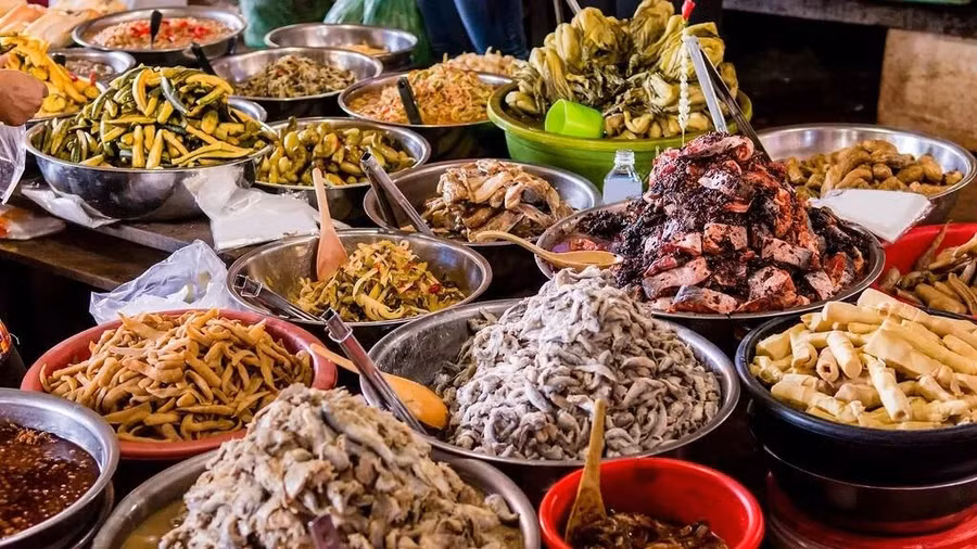 Often underrated as a street food destination, Phnom Penh’s culinary scene is about much more than fried tarantulas and scorpions. Local highlights include amok, Cambodia’s signature dish made from freshwater fish mixed with coconut curry and steamed in banana leaves, and num pang with pâté—a fresh, addictive Cambodian take on the banh mi.